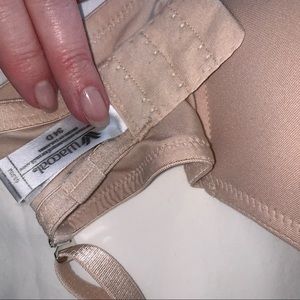 Wacoal Intimates & Sleepwear - Wacoal convertible contour underwire bra nude 34d Wacoal Intimates & Sleepwear - Wacoal convertible contour underwire bra nude 34d